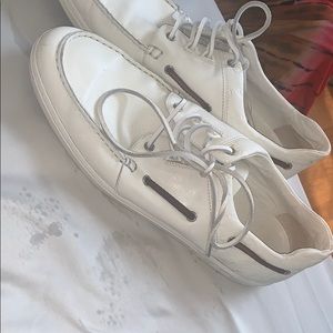 Men Gucci boat shoes
